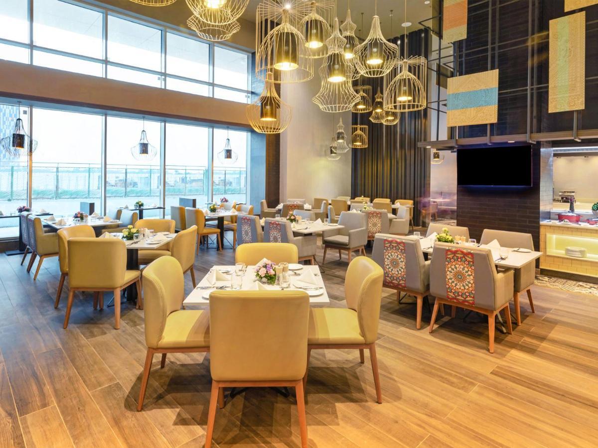 Grand Mercure Ahmedabad Gift City - An Accor Hotels Brand Gandhinagar Eksteriør bilde